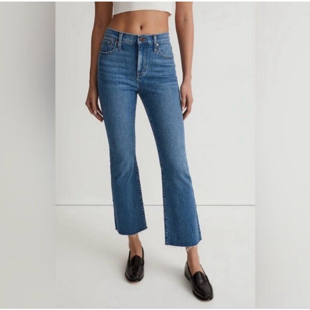 Madewell Mid-Rise Kick Out Jeans Raw Hem Womens Size 30 Blue Denim Stretch *EUC